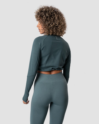 define cropped adjustable long sleeve jungle green