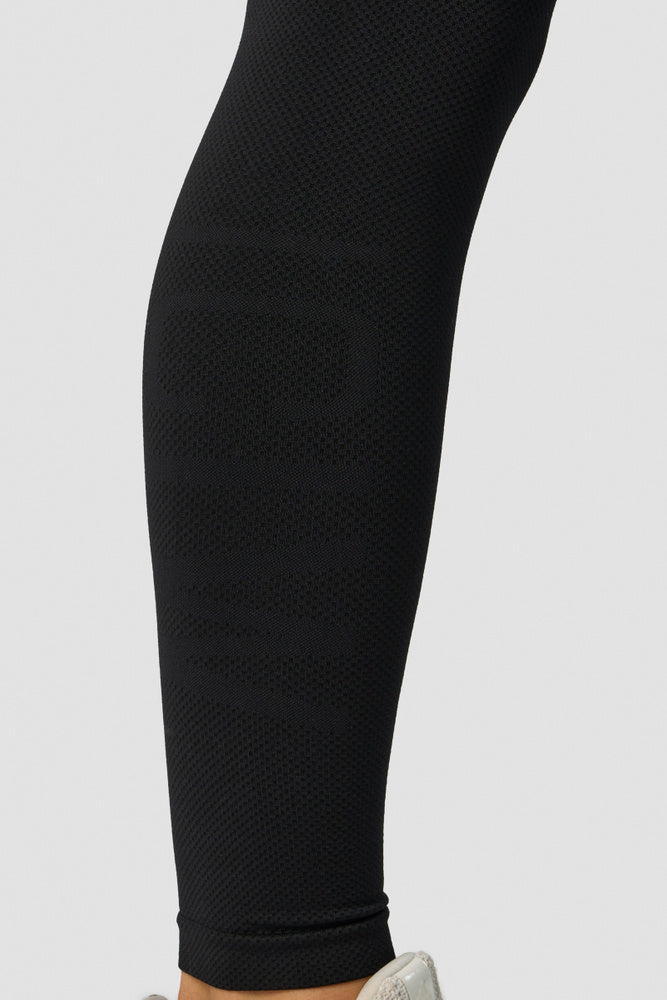 define seamless v-shape tights black