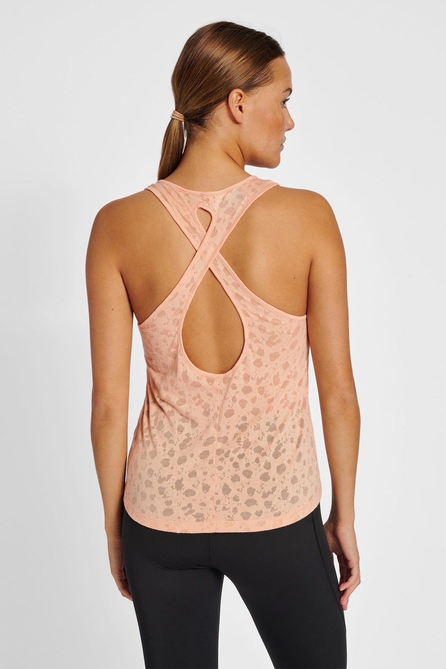 HUMMEL - Hmlmt Iris Burnout Top - Almost Apricot