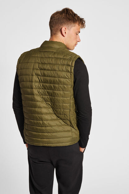 HUMMEL - Hmlred Quilted Waistcoat - Dark Olive