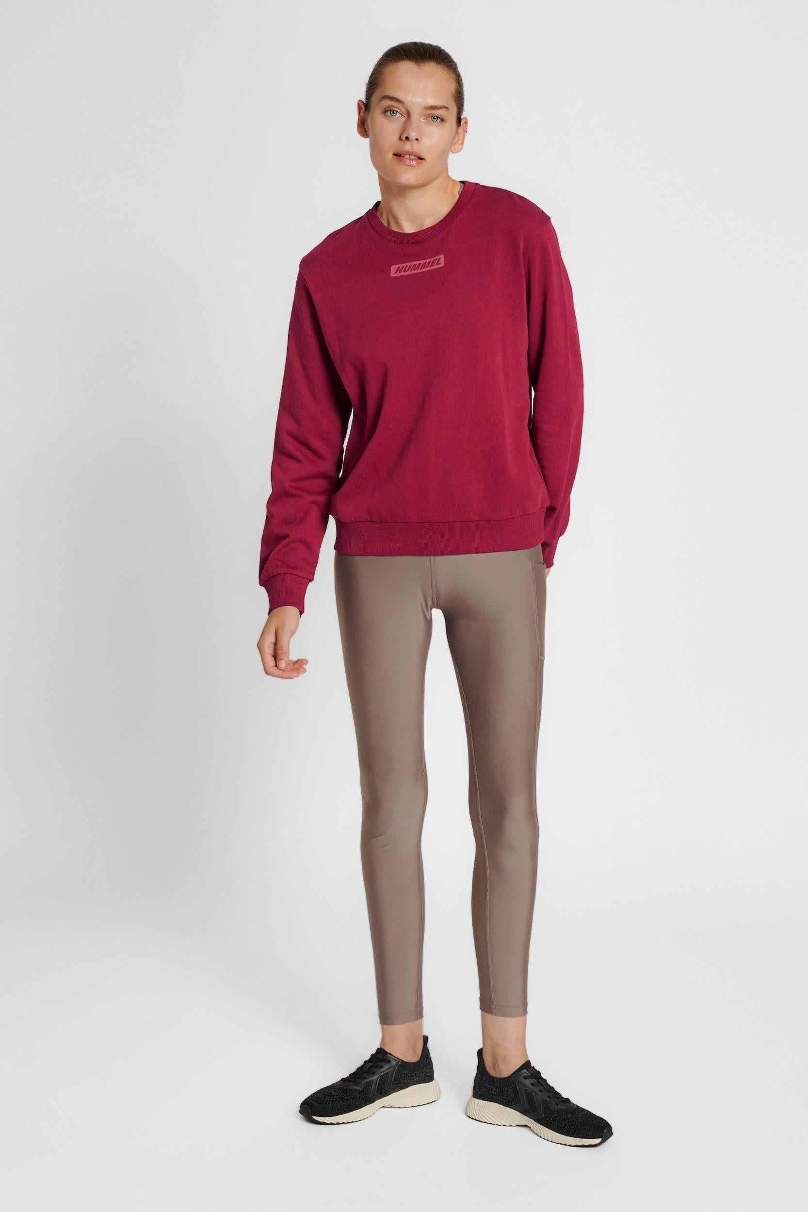 HUMMEL - Hmlte Element Sweatshirt - Cabernet