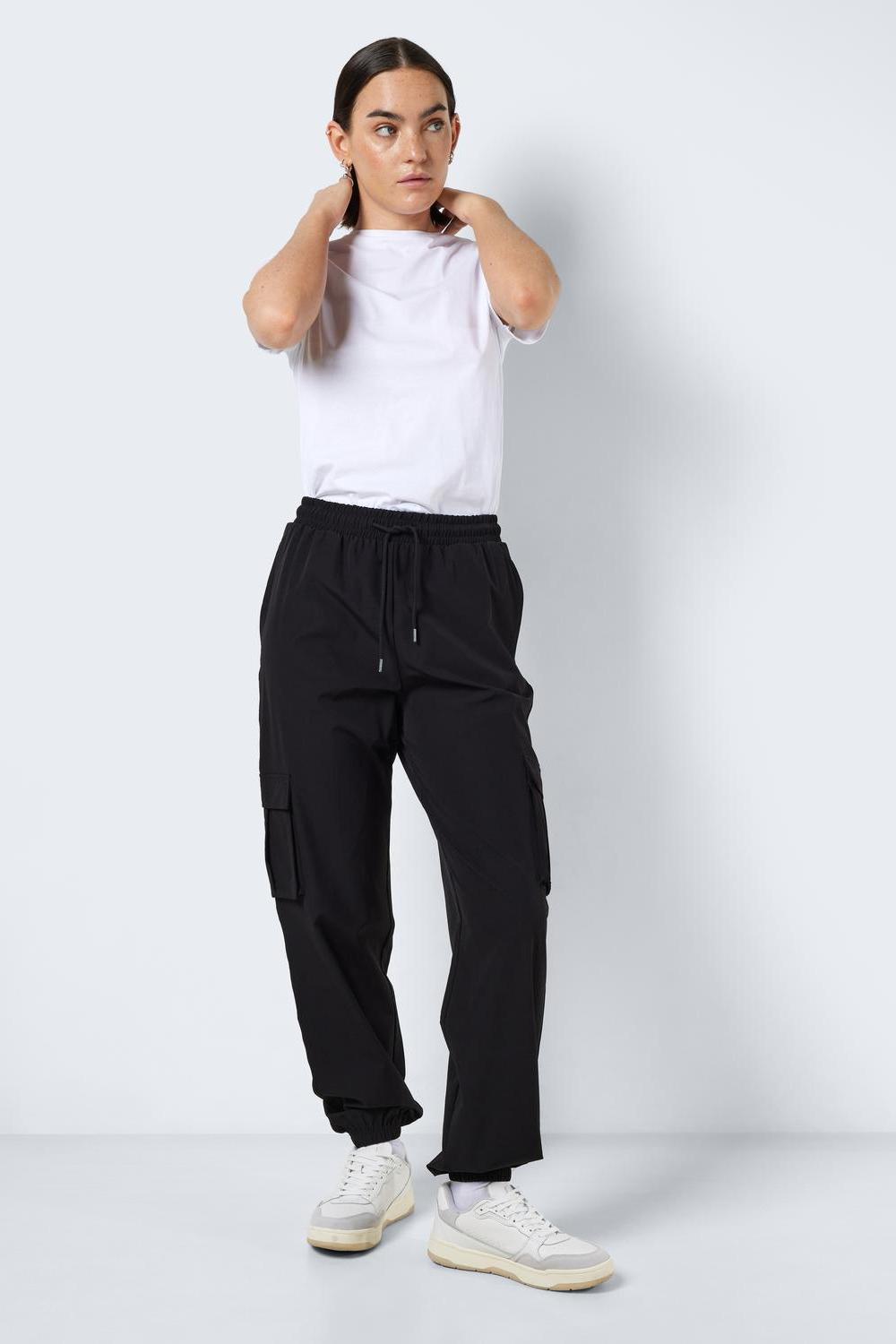 NOISY MAY - Kirby Hw Cargo Pants Wvn - Black